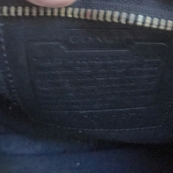 Authentic Coach - Picture 2 of 8